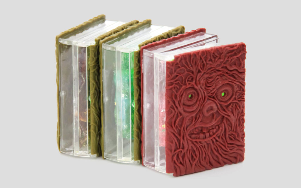 樹精書皮設計共有三款-內含公仔及史萊姆的玩具書